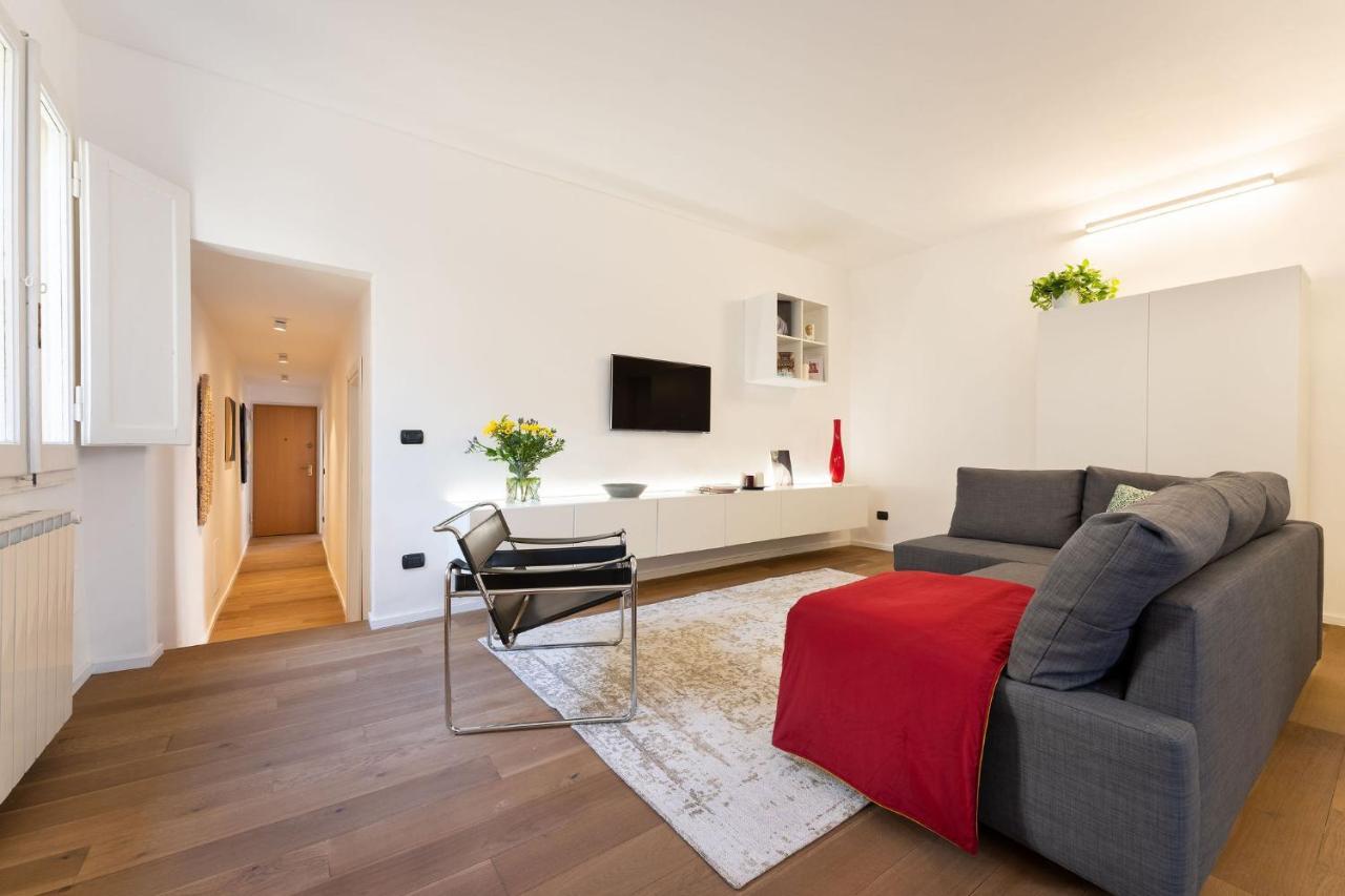 Comfort Apartment Panicale فلورنس المظهر الخارجي الصورة